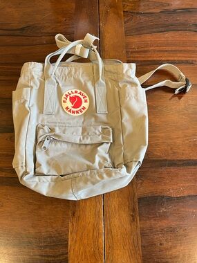 Fjallraven Kanken Tote Mini in light grey